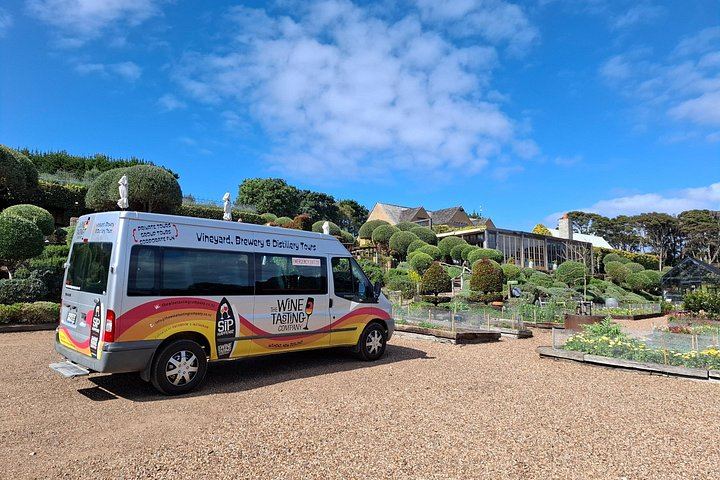Waiheke Best Cellar Tour: Family-Run Small Group, 11 Guests Max, 3 Vineyards (1/12)