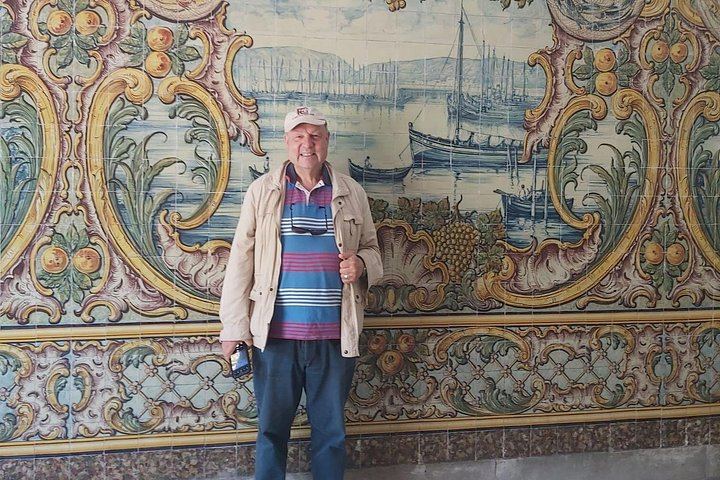 Private Setúbal Day with Local Guide: Livramento Market, Azeitão Tiles and Five Wines (6/12)