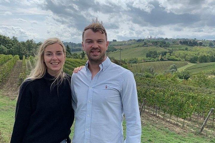 Chianti and San Gimignano by Minivan from Florence: 2 Wineries and Pairing Lunch (7/12)