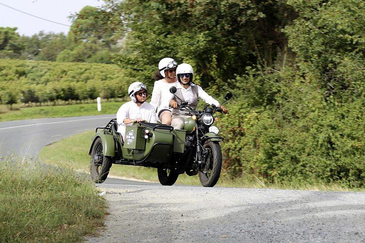 Médoc Sidecar Wine Tour from Bordeaux with a Local and Grand Cru Classé Tasting (3/8)