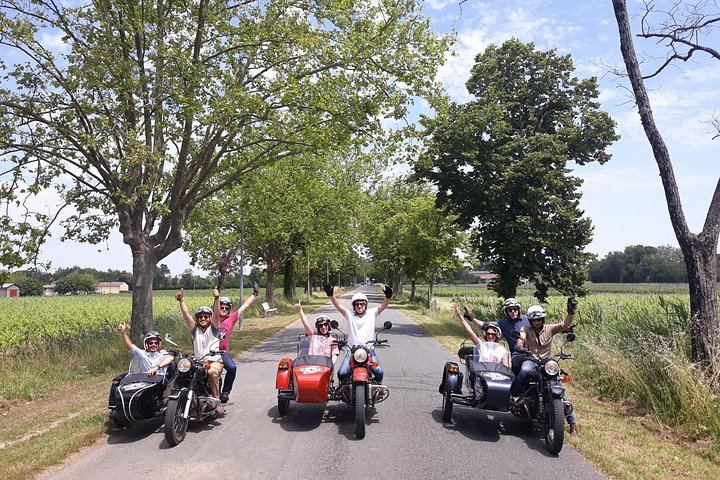 Médoc Sidecar Wine Tour from Bordeaux with a Local and Grand Cru Classé Tasting (6/8)