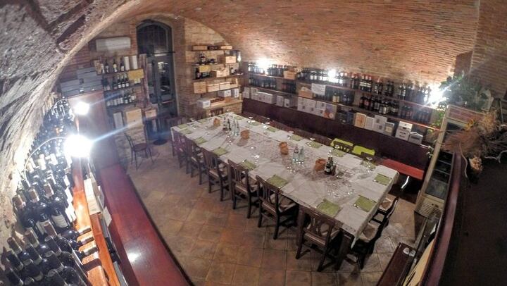 Comparative Italian Wine Tasting with a Sommelier at Perbacco Wine Club, Montepulciano (2/6)