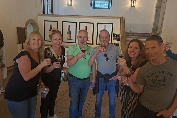 Azeitão Wine Tour with Bacalhôa and Fonseca Tastings and a Cristo Rei Viewpoint Stop