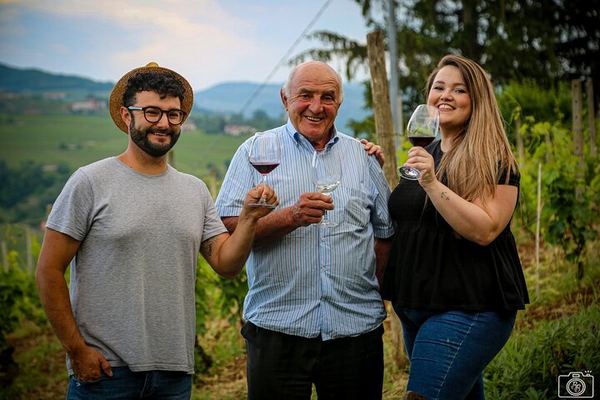 TOJO Family Winery in Santo Stefano Belbo: Pavese Hills Walk and Five-Wine Tasting