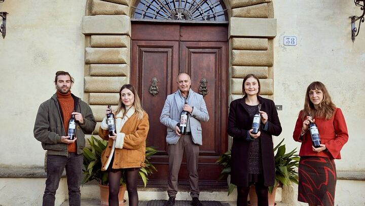 Chianti Colli Aretini Vineyard Tour near a 1558 Villa: Olive Oil and Wine Tasting (3/5)