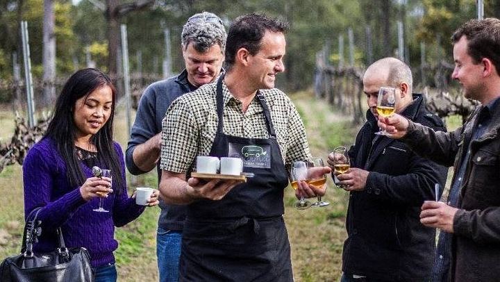 Chef-Led Hunter Valley Food and Wine Day Tour from Sydney with Mobile Kitchen Lunch (2/7)
