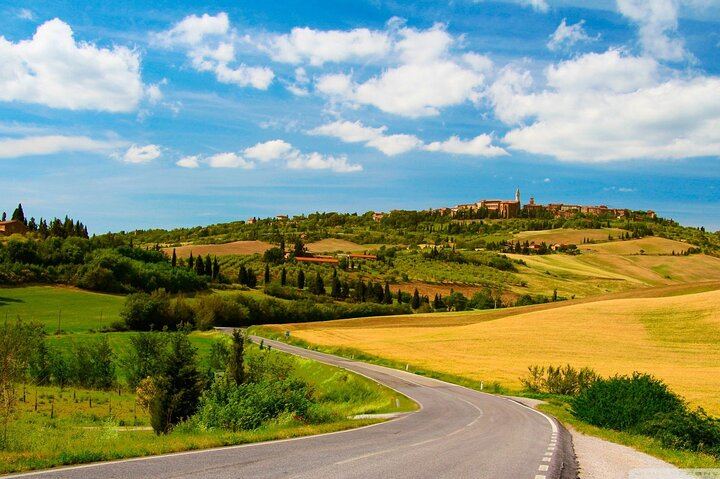 Quiet Private Chianti Classico Tasting at Two Family Wineries with a Local-Born Guide (6/12)
