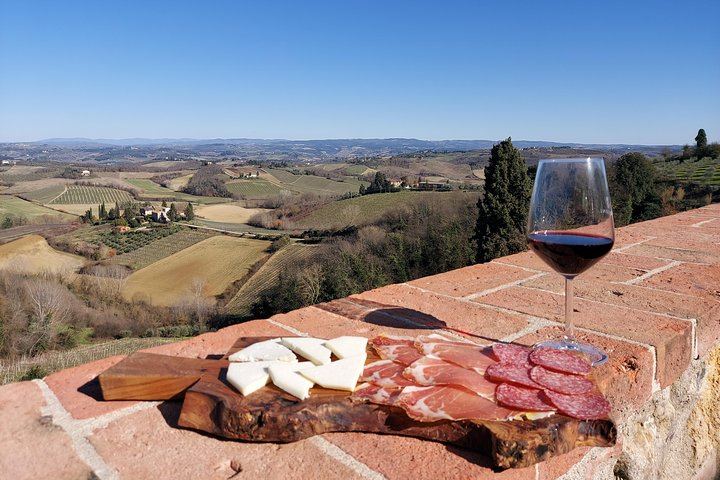 Tuscany Day Tour from Florence: Pisa, Chianti Winery Lunch, San Gimignano and Siena (8/12)