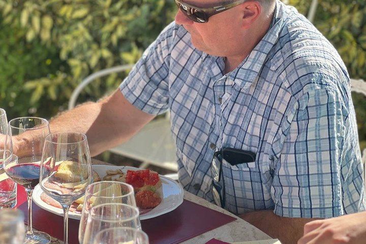 Tuscany Horseback Ride with Winery Lunch, from Florence or San Gimignano (4/12)