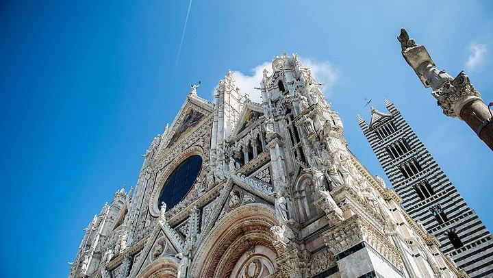 Walkabout Tours Tuscany Day Trip from Florence: Siena, San Gimignano, Pisa, Winery Lunch (4/12)