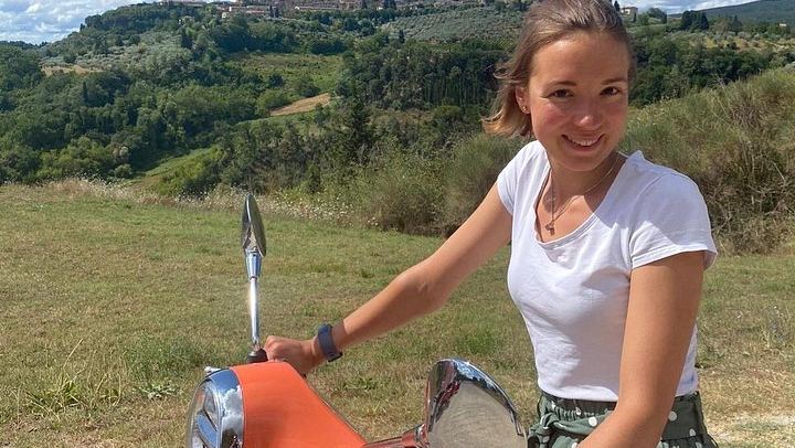 Chianti Vespa Ride near San Gimignano with Tuscan Lunch, Three Wines and Olive Oil (4/12)