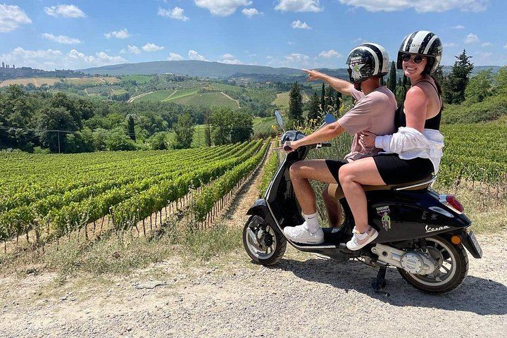 Small-Group 50cc Vespa Day near San Gimignano with Three-Course Lunch at a Winery (6/12)