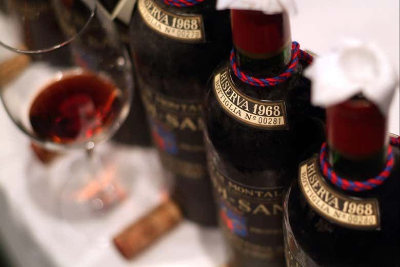 Siena Province Day Trip: Monteriggioni, Pienza, Montepulciano and Two Wine Tastings (7/7)
