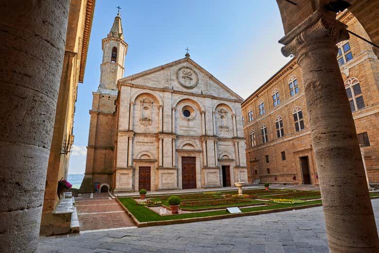 Siena Province Day Trip: Monteriggioni, Pienza, Montepulciano and Two Wine Tastings (3/7)
