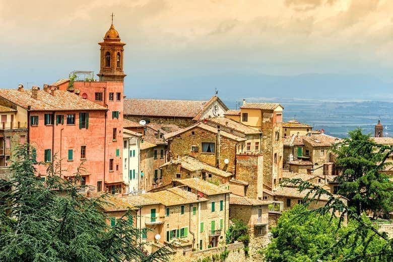 Siena Province Day Trip: Monteriggioni, Pienza, Montepulciano and Two Wine Tastings (2/7)