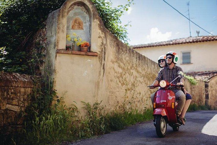 Florence Vespa Ride in the Chianti Hills: Four-Hour Small Group with Estate Lunch (6/7)