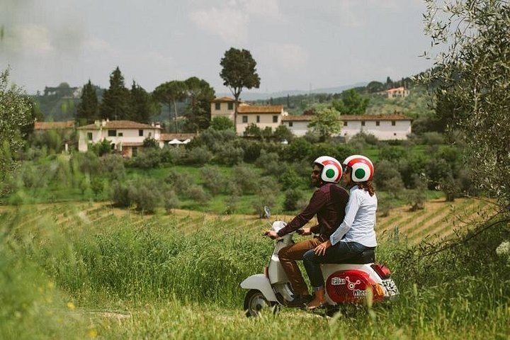 Florence Vespa Ride in the Chianti Hills: Four-Hour Small Group with Estate Lunch (3/7)