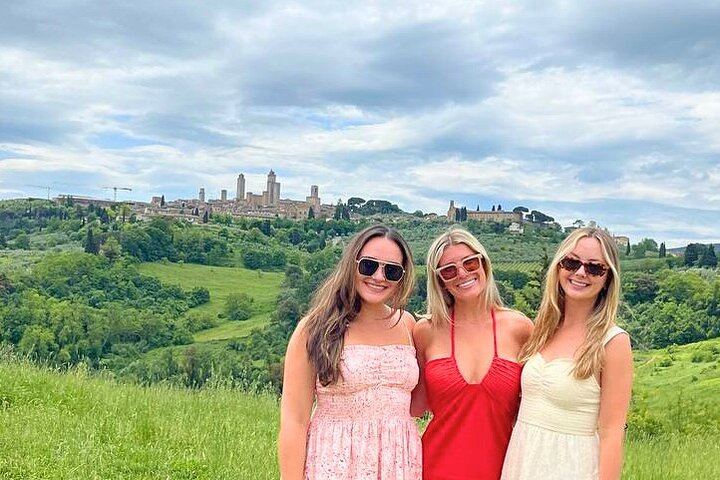 Rome to Tuscany by Train: Chianti and Vernaccia Wineries, San Gimignano (5/11)