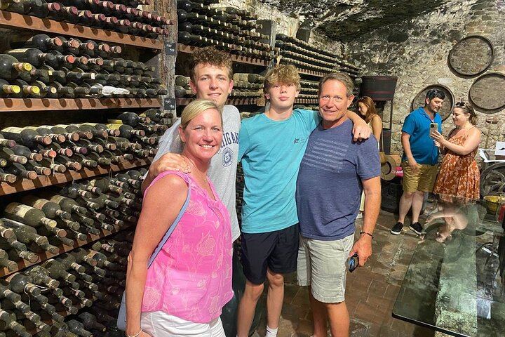 Rome to Tuscany by Train: Chianti and Vernaccia Wineries, San Gimignano (9/11)