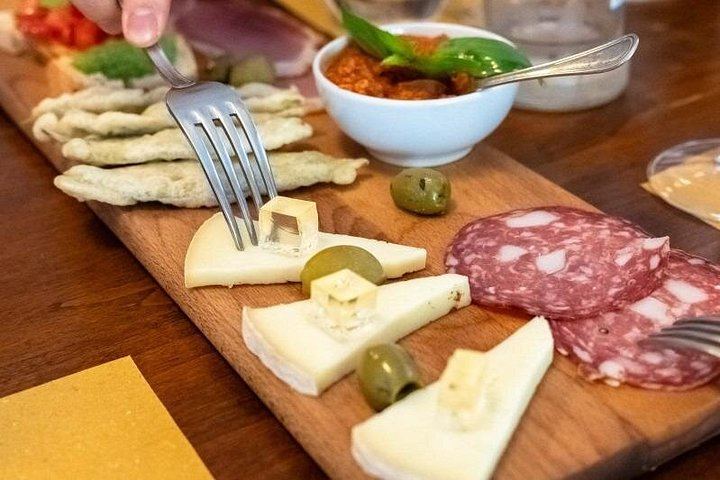Chianti Winery Hopping from Florence: Fontaleoni and Poggio ai Laghi, 10 Wines and Lunch (5/6)