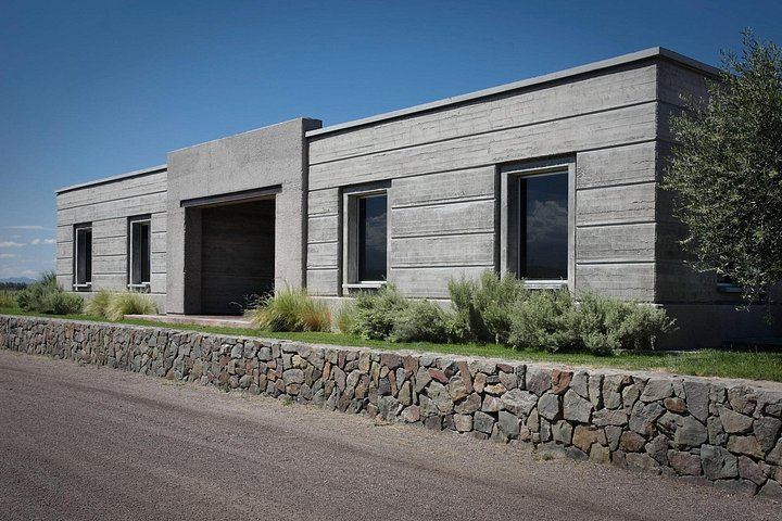 Uco Valley Gourmet Wine Tour with Peter Wine Tours: Boutique Wineries and Malbec (5/6)