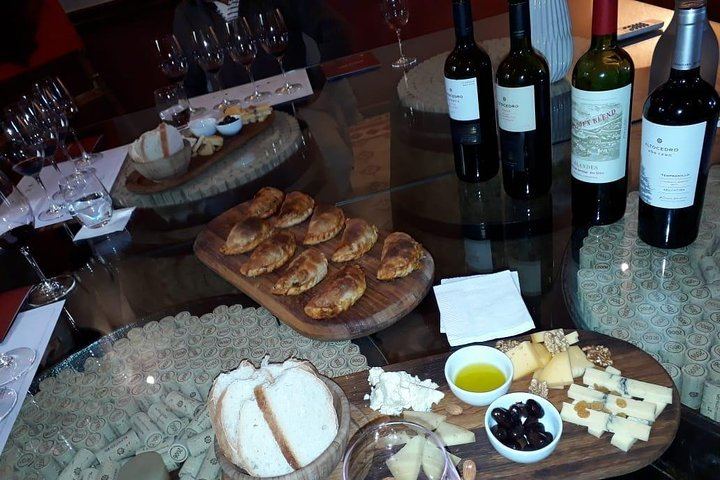 Private Uco Valley Wine Tour: Wineries, Oak Aging Rooms and Paired Lunch (1/5)