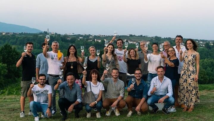 Mani Sagge Prosecco Superiore Tasting in San Pietro di Feletto: Hilltop Walk, 3 Wines (3/6)