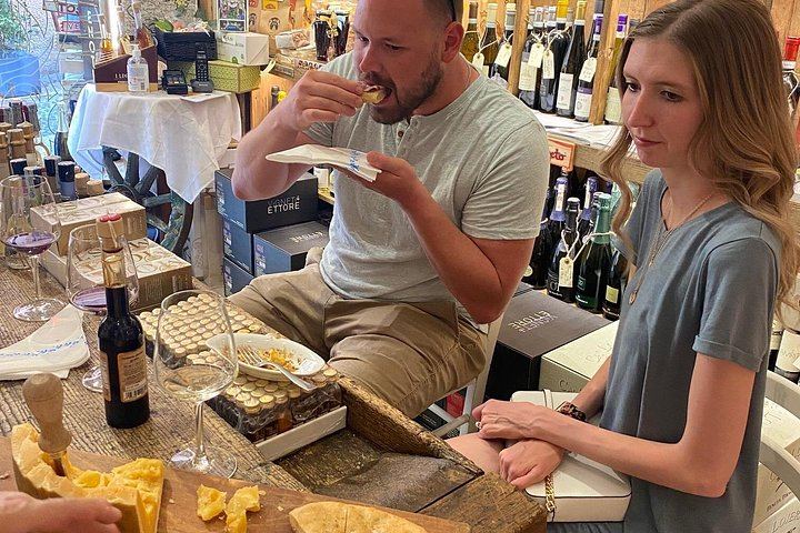 Verona City Centre Wine School: Soave, Lugana, Valpolicella and Amarone Pairings (3/7)