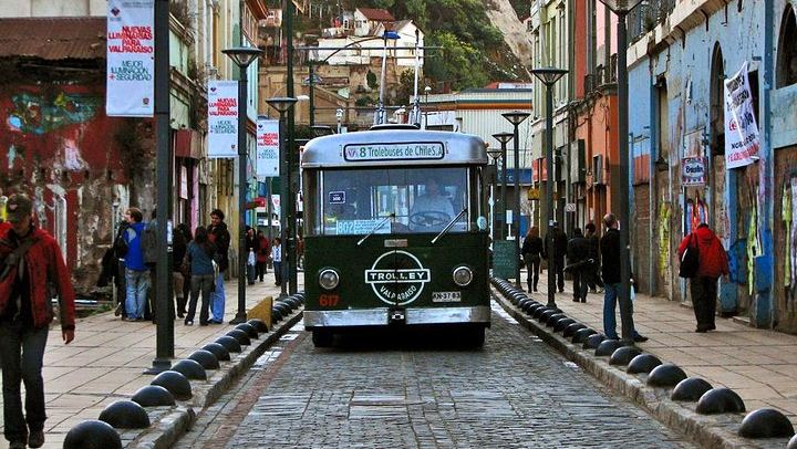 Private Full-Day Tour of Valparaíso and Viña del Mar with Casablanca Wine Tasting (1/12)