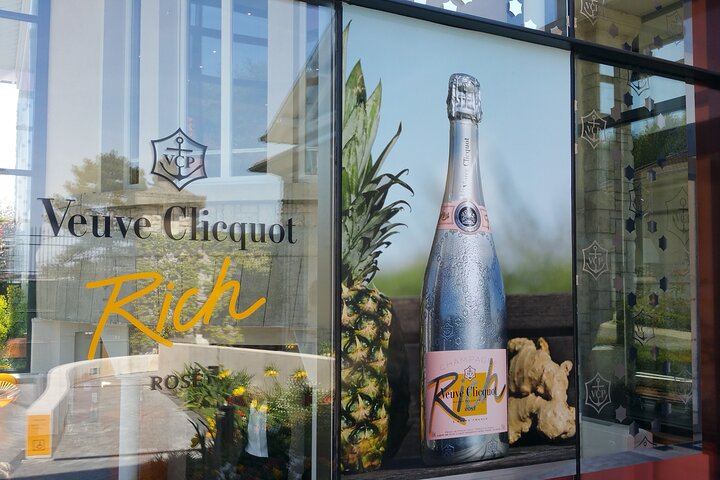 Private Champagne Day Trip from Paris, Licensed Guide: Two Houses and a Small Producer (1/12)