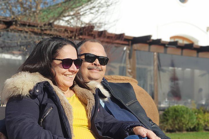 Casas del Bosque and Bodegas RE Wine Tour with Transfer, Tasting and Optional Tanino Lunch (1/5)