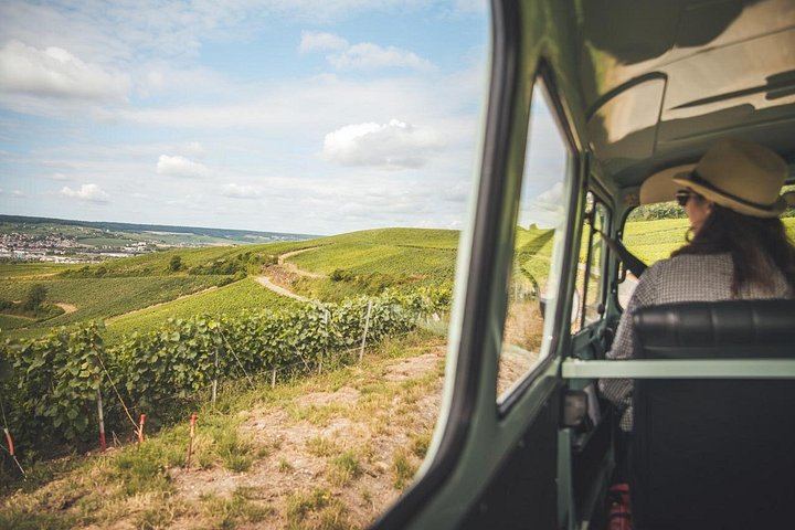 Vintage Estafette Van Champagne Tour from Épernay: Oger Grand Cru Cellar, 3 Hours (7/7)