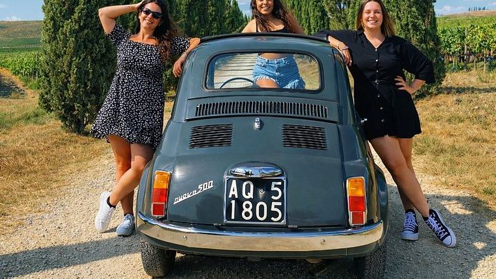 Vintage Fiat 500 Private Driver Tour from Certaldo: San Gimignano and Lunch (4/12)