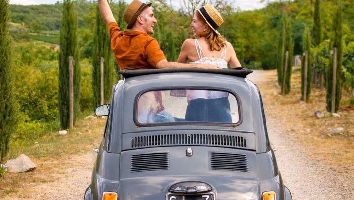Vintage Fiat 500 Private Driver Tour from Certaldo: San Gimignano and Lunch (1/12)