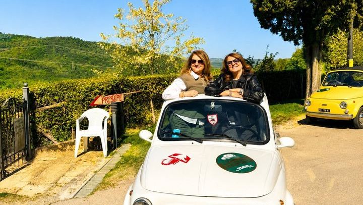 Vintage Fiat 500 Private Driver Tour from Certaldo: San Gimignano and Lunch (2/12)