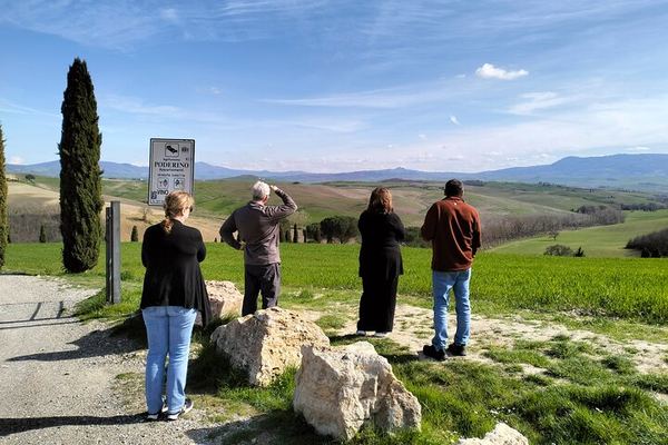 Siena Small-Group Tuscany Day: Chianti Classico, Brunello Winery, Pienza and Lunch