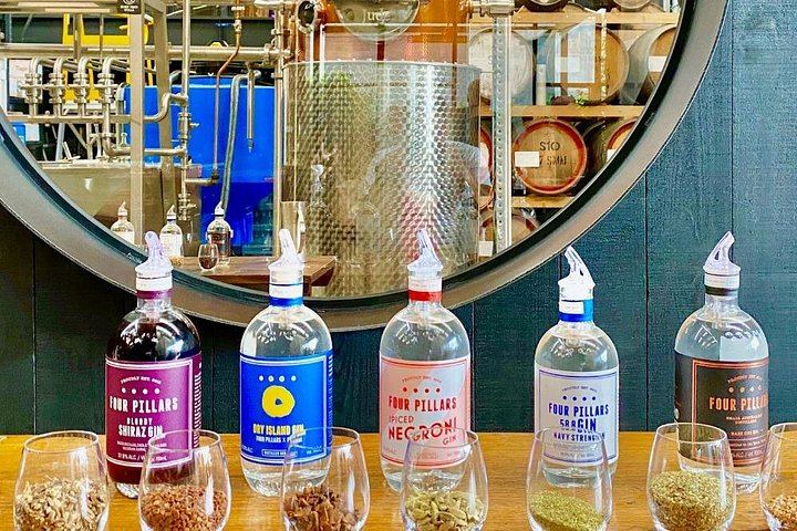 Yarra Valley Day Tour with Farm Stop, Yering Station, Chocolate and Gin Option (5/12)