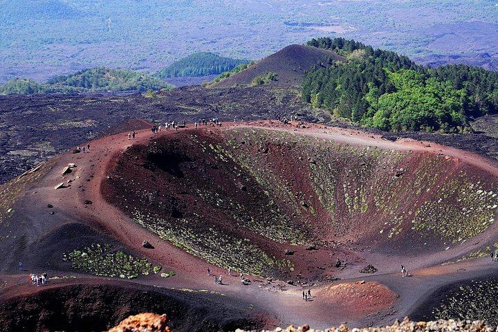 Etna Chauffeur Tour: Farm Tasting, Sapienza Hot Chocolate and Cellar Lunch with 4 Wines (2/12)