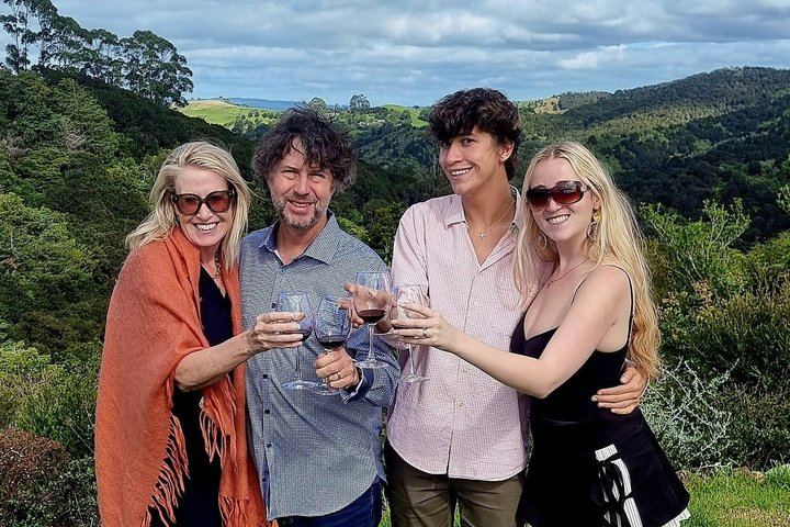 Waiheke Zeitgeist Small-Group Tour with Local Guide Grant: Boutique Wineries (8/8)
