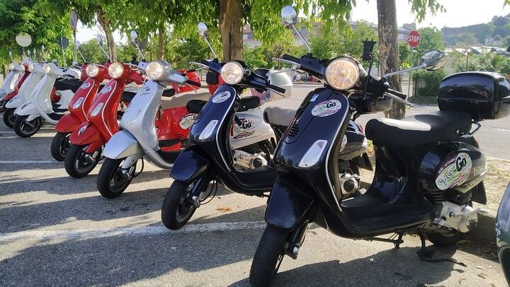 Private Vespa Tour from Alba through the Barolo and Barbaresco Hills with a Pro Guide (2/10)