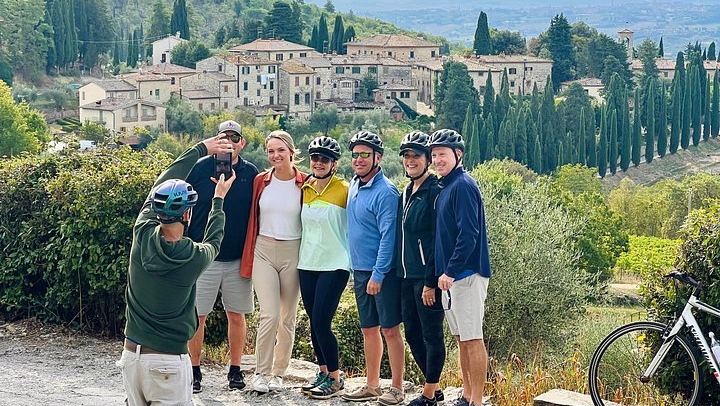 Private Small-Group Bike Tour from Florence: Chianti Hilltop Towns and Tastings (2/8)