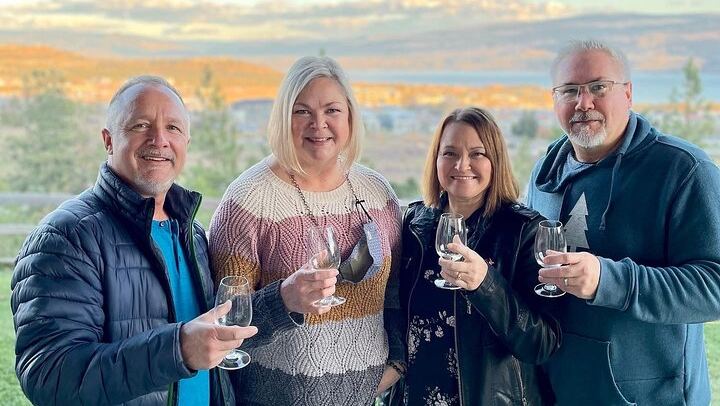 West Kelowna Full-Day Wine Tour: 5 Wineries, Reserve and Library Tastings, Lunch (1/5)