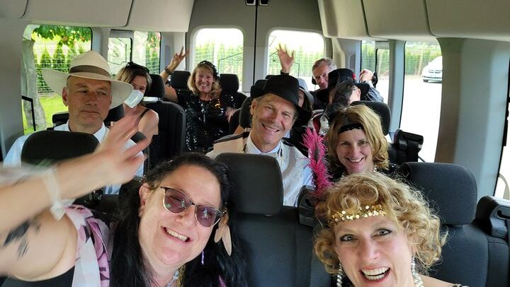 West Kelowna Wine Trail with Metropolis Wine Tours: 5 Wineries, Costume-Friendly Tour (1/5)