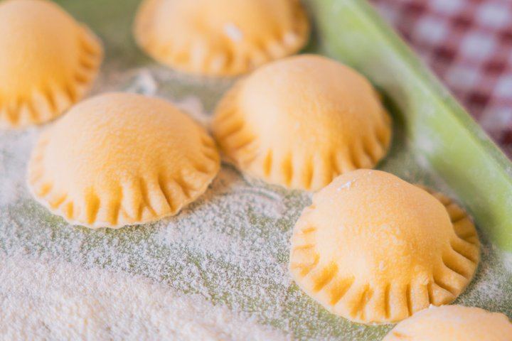 Cortecorbo Winery Day in Irpinia: Wood-Fired Pizza or Ravioli Class, Lunch and 6 Wines (5/12)