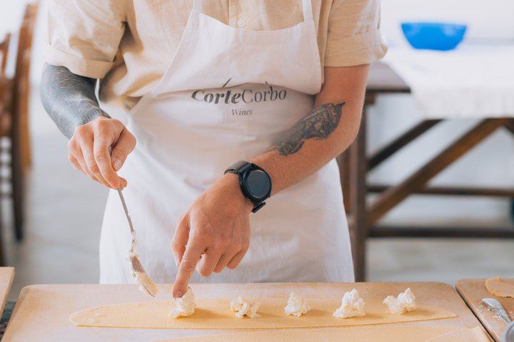 Cortecorbo Winery Day in Irpinia: Wood-Fired Pizza or Ravioli Class, Lunch and 6 Wines (2/12)