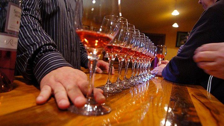 Full-Day Napa and Sonoma Winery Tour from Fisherman's Wharf with Three Estate Tours (2/12)