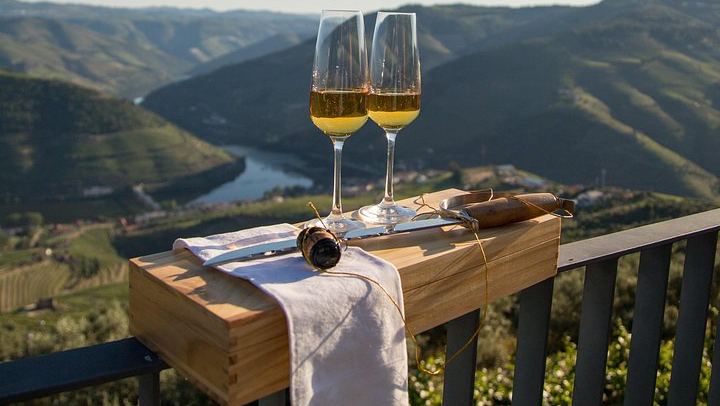 Sommelier-Led Boutique Cellar Visit with Premium Tastings, Sabre Bottle and Rabelo Boat (1/11)