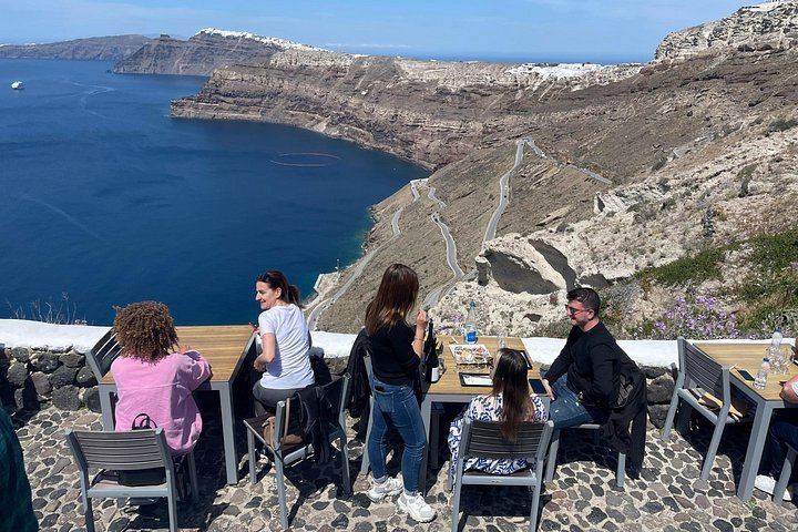 Santorini Daytime Wine Tour: 3 Wineries, Cellar Visits and 12 Tastings, 5 Hours (11/12)