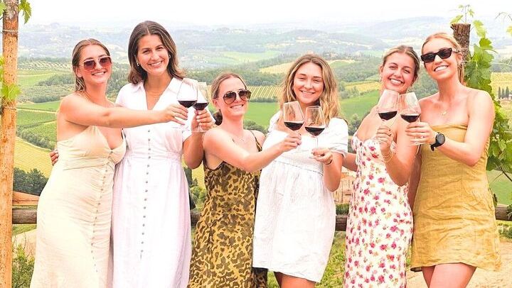 Rome to Tuscany by Train: Chianti and Vernaccia Wineries, San Gimignano (3/11)