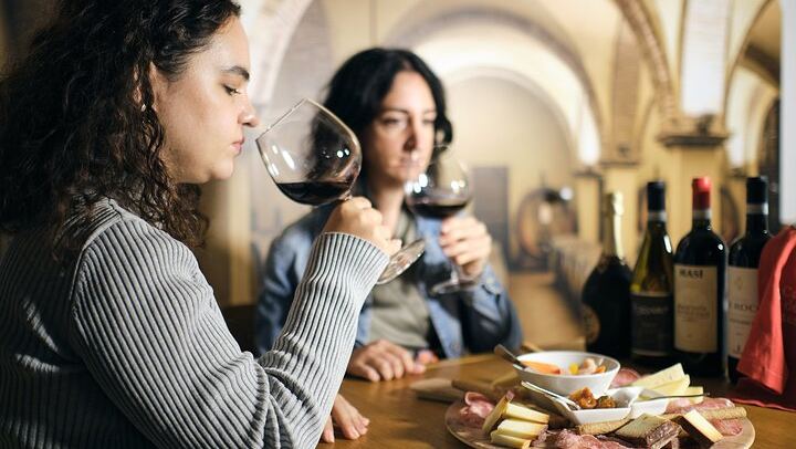 One-Hour Verona Wine Tasting in an Osteria near Juliet's House and the Arena (1/12)